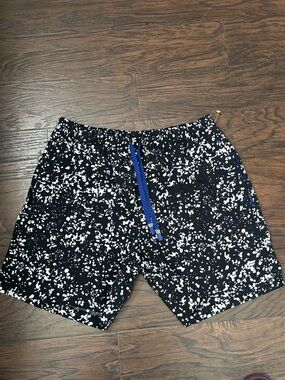 Fabletics Black & White Splatter Athletic Shorts with Blue Drawcord